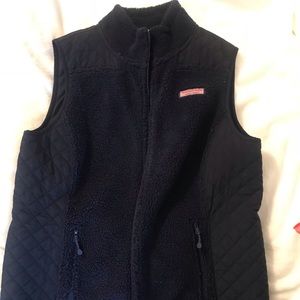 VV WOMENS NAVY Sherpa Vest SZ MEDIUM.